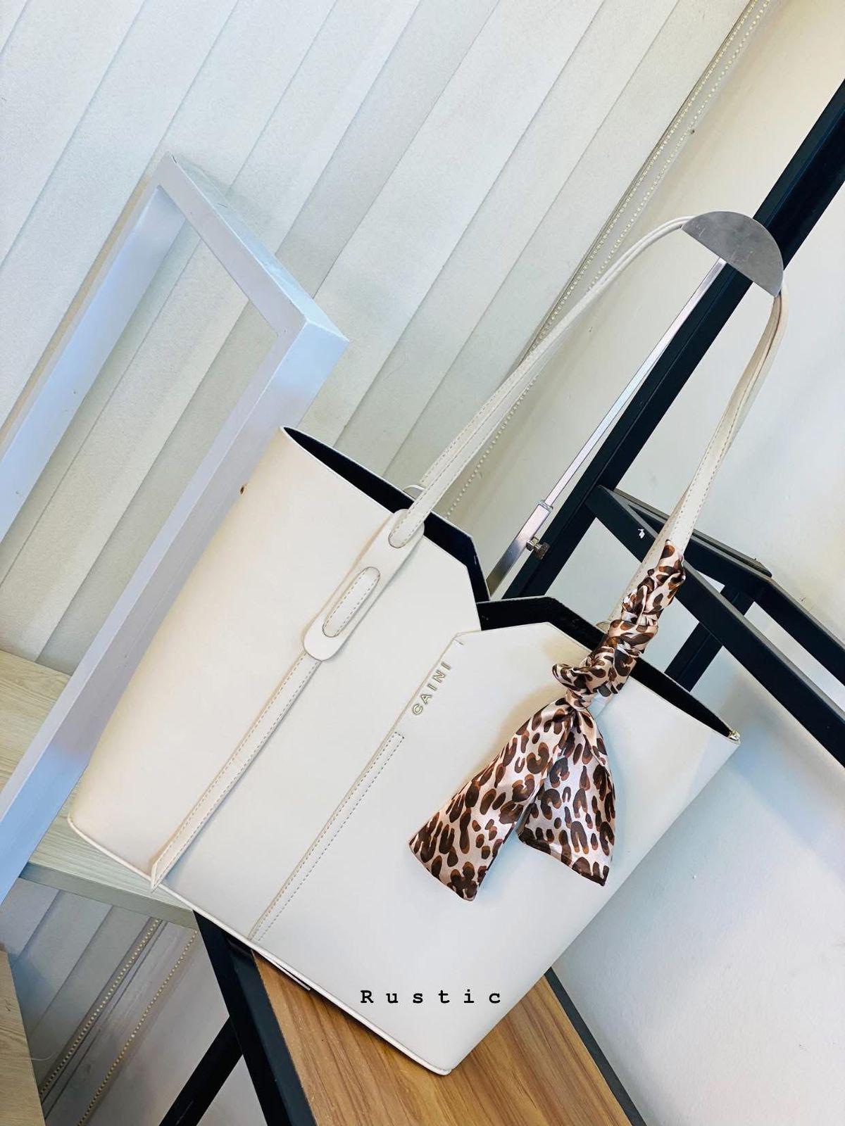 WoMEN FASHIO BAG
